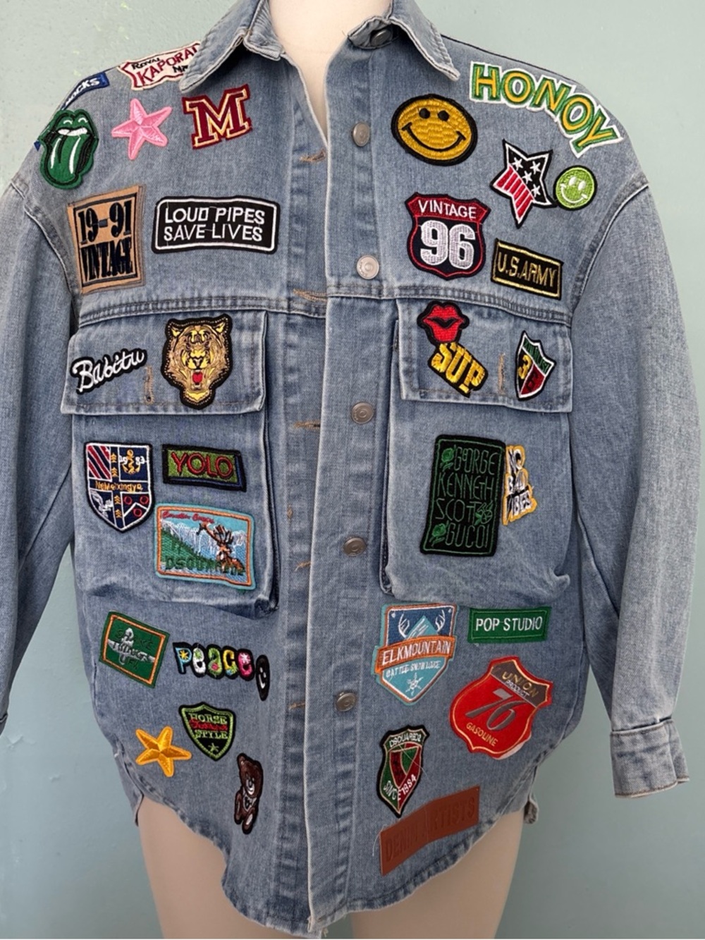 Embellished Light Blue Denim Jacket with Patchwork